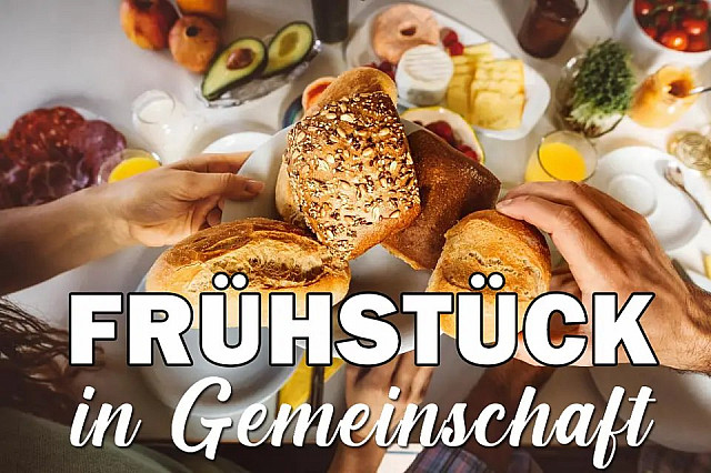 Frühstück in Gemeinschaft